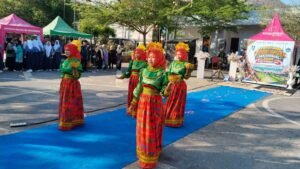 Semarak Hari Batik Nasional 2026, SMKN 3 Kota Bima Pamerkan Kreativitas Siswa melalui Batik Mantika dan Expo Produk